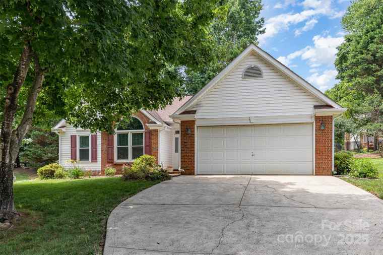 Photo of 137 Citation Dr Mooresville, NC 28117