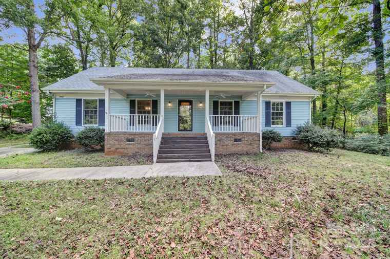 Photo of 1947 Fairhill Cir Rock Hill, SC 29732