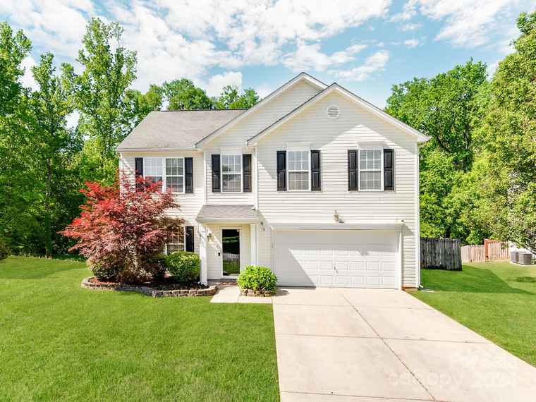 Photo of 1033 Bent Branch Dr Concord, NC 28025