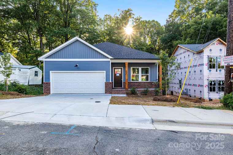 Photo of 354 Moore Ave Mooresville, NC 28115