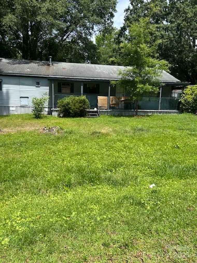 Photo of 4914 Friendship Dr Matthews, NC 28105