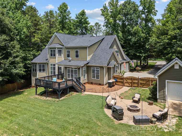 Photo of 3020 Waxhaw Crossing Dr Waxhaw, NC 28173