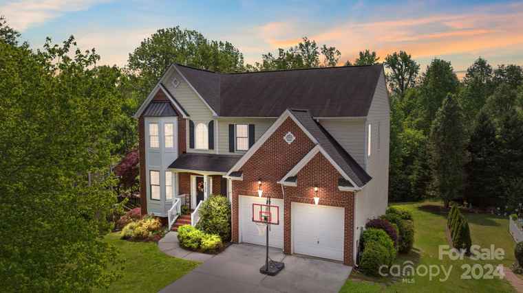 Photo of 3125 Highgate Dr Fort Mill, SC 29715