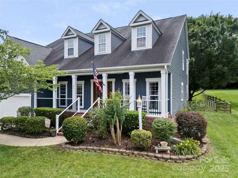 Photo of 162 Castles Gate Dr Mooresville, NC 28117