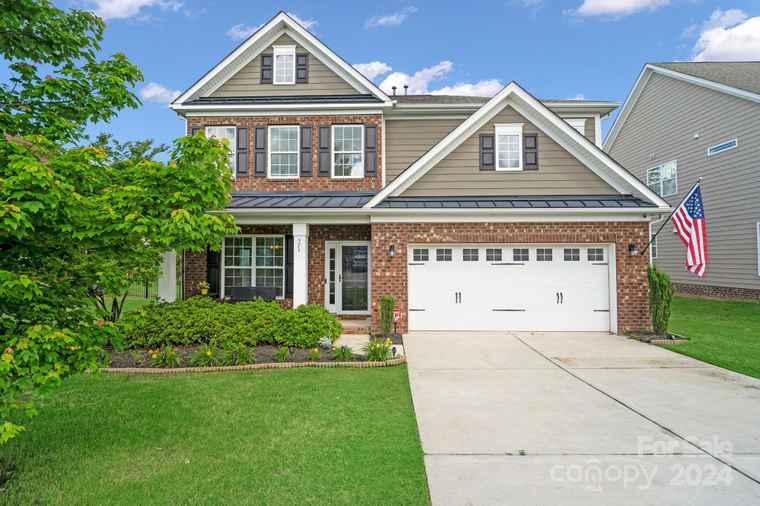 Photo of 571 Brookhaven Dr Fort Mill, SC 29708