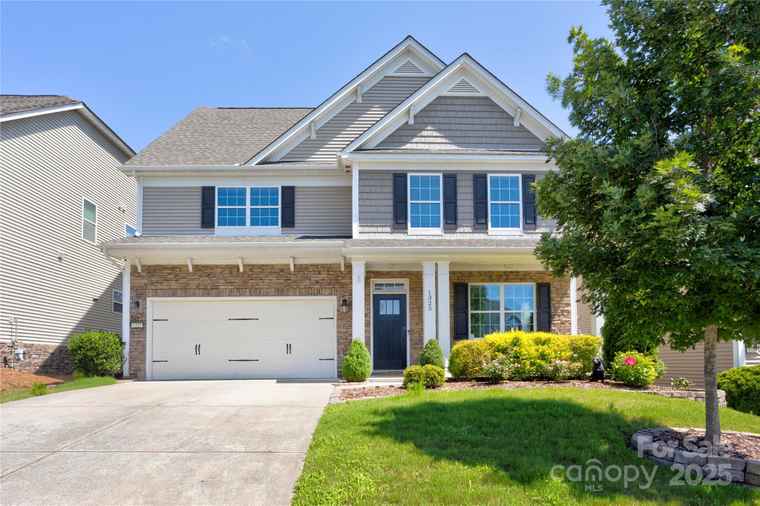 Photo of 1325 Grantwood Ave NW Concord, NC 28027