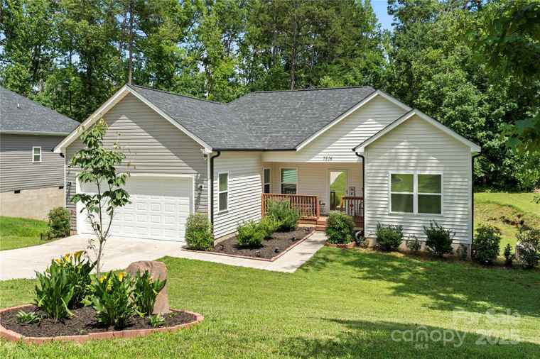 Photo of 7516 O'hara St Huntersville, NC 28078