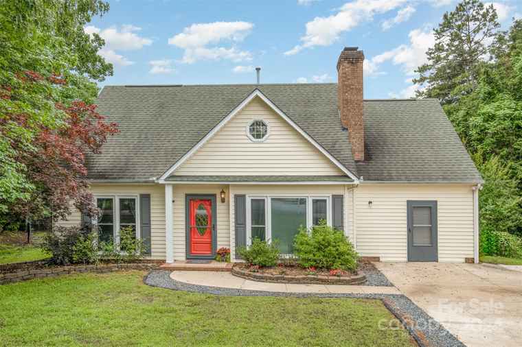 Photo of 1308 Roseberry Pl SW Concord, NC 28025
