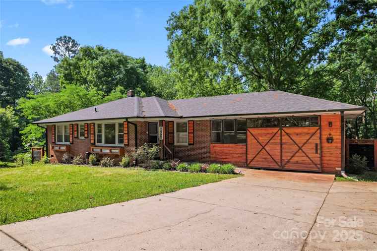 Photo of 851 Gist Rd Rock Hill, SC 29732