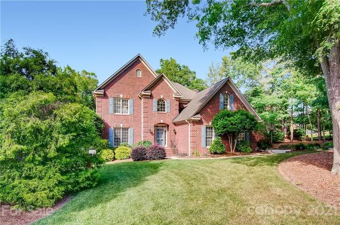 2024 Stoney Creek Dr, Concord, NC 28027 | MLS# 3751070 | Redfin