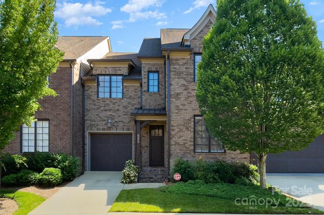 6411 Aldworth Ln, Charlotte, NC 28226 | For Sale ($700,000
