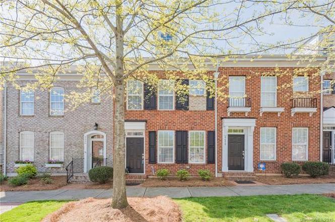 8662 Beaver Creek Dr, Charlotte, NC 28269 | MLS# 3379666 ...