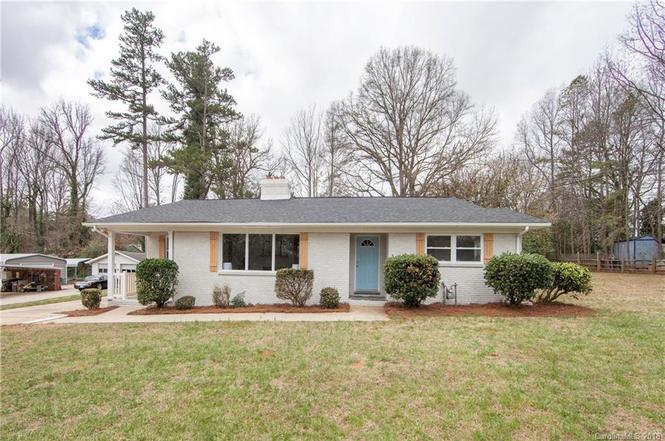 7709 Linda Lake Dr, Charlotte, NC 28215 | MLS# 3362780 ...
