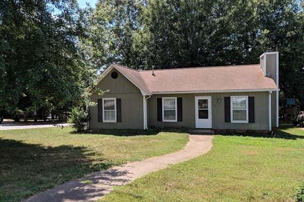 916 Mclaughlin St 2 Statesville Nc 28677 3 Beds 1 5 Baths