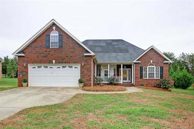 125 Postell Dr Statesville Nc 28625 3 Beds 2 Baths