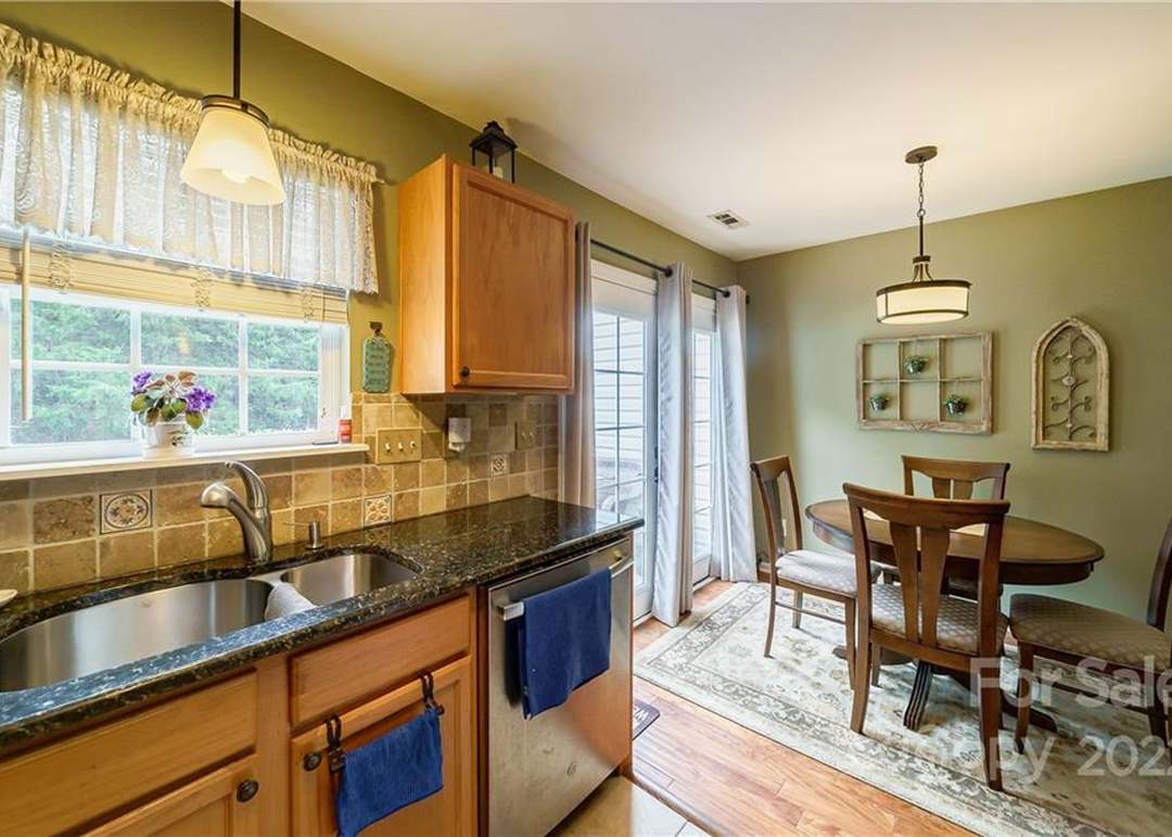 14315 Tranters Creek Ln, Charlotte, NC 28273