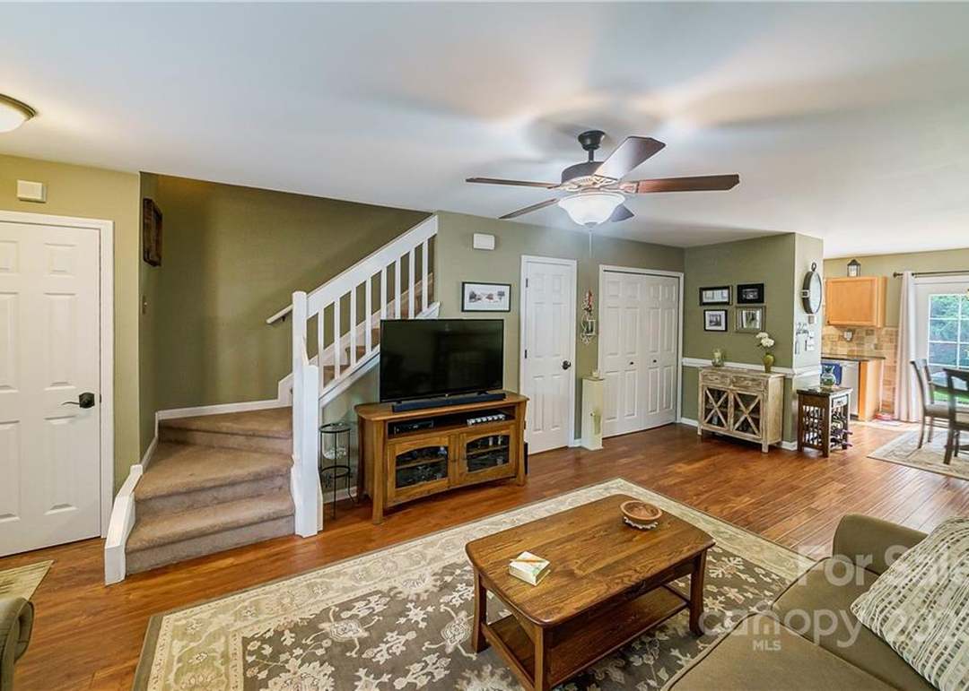 14315 Tranters Creek Ln, Charlotte, NC 28273