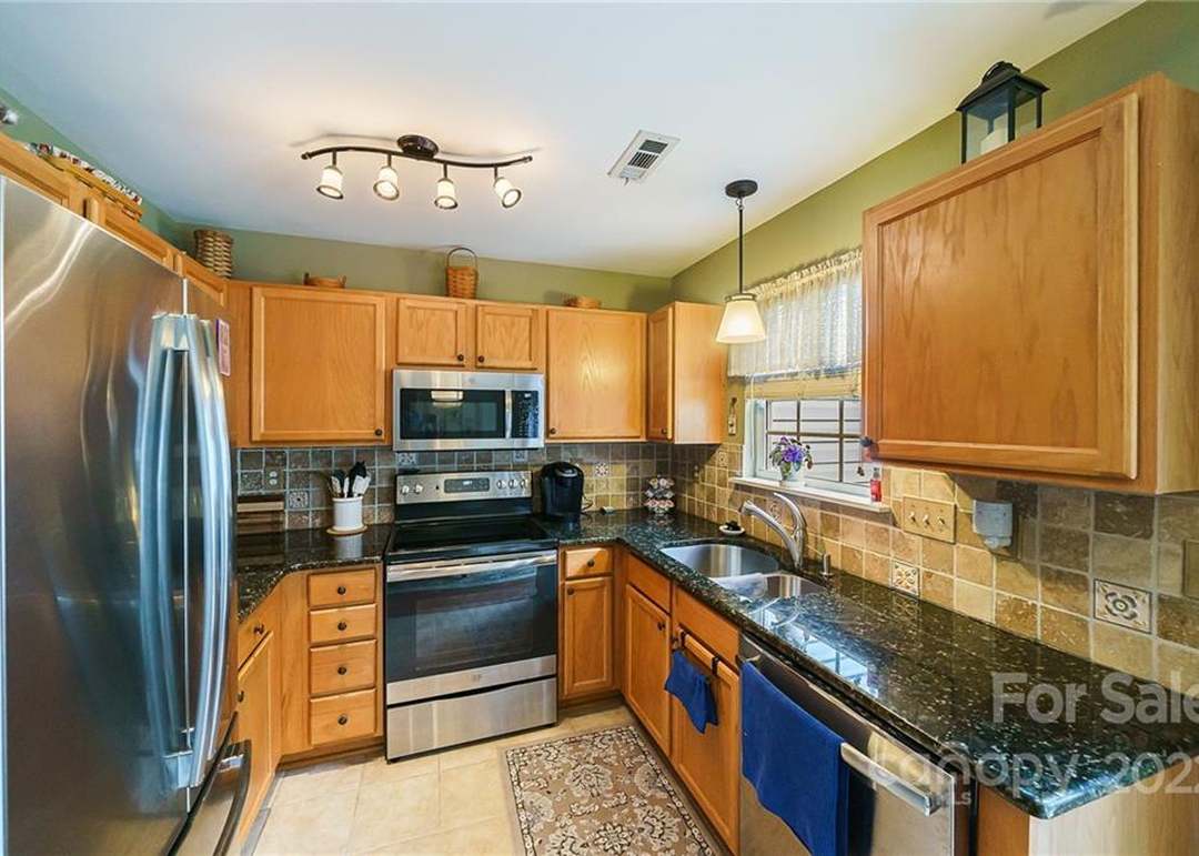 14315 Tranters Creek Ln, Charlotte, NC 28273