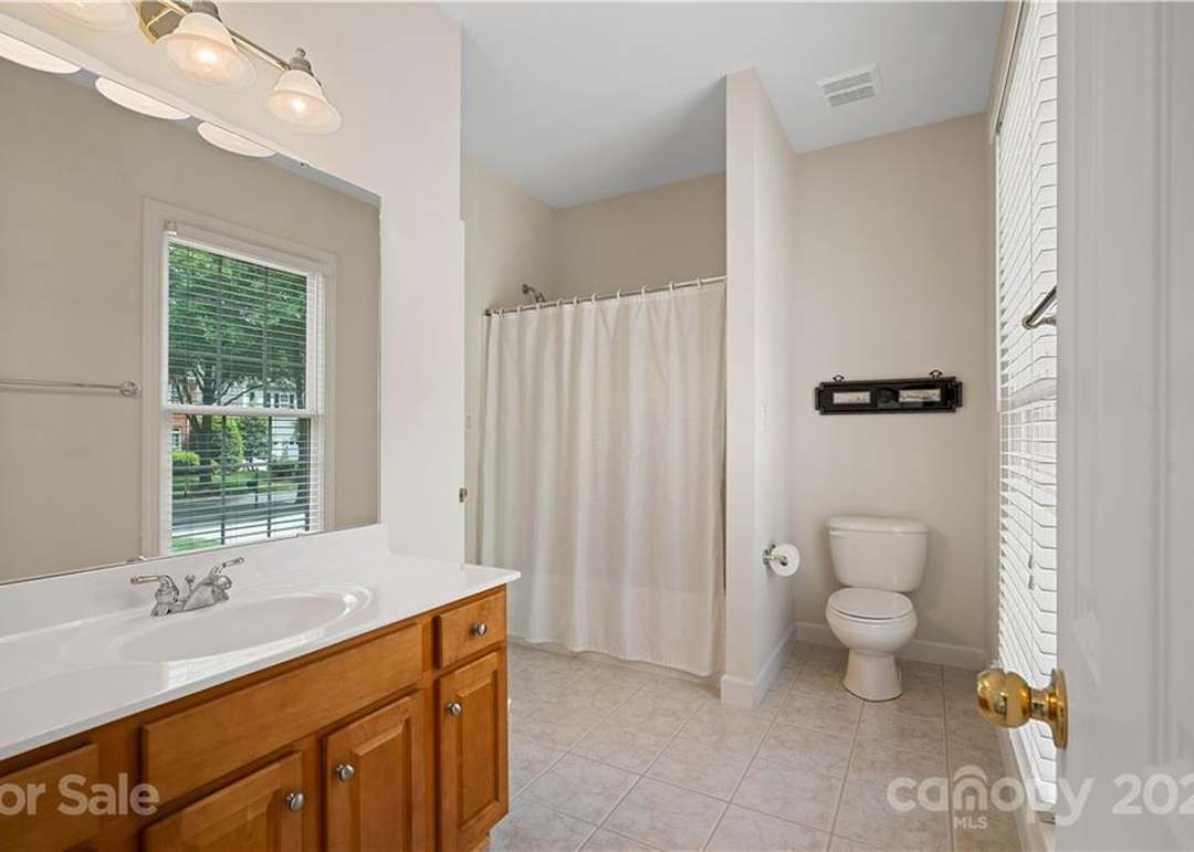 9727 Barnburgh Ln, Huntersville, NC 28078