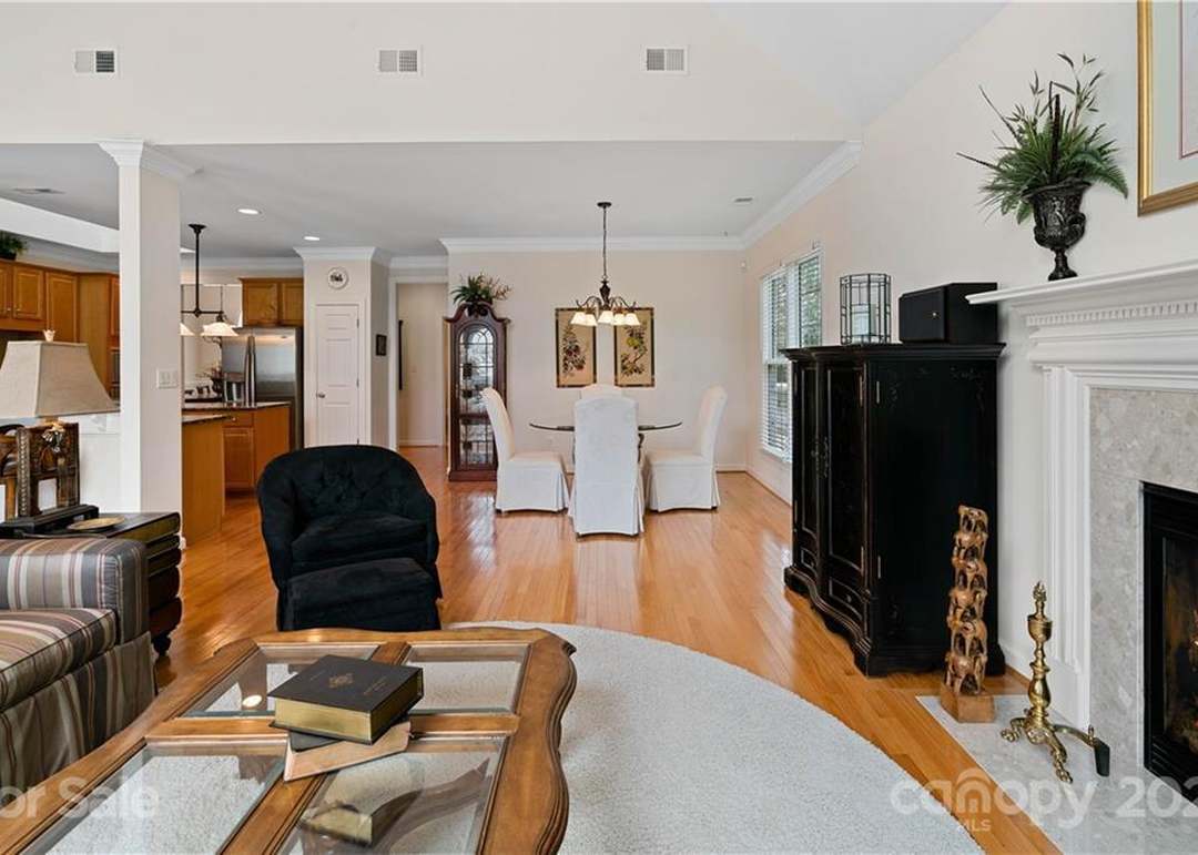 9727 Barnburgh Ln, Huntersville, NC 28078