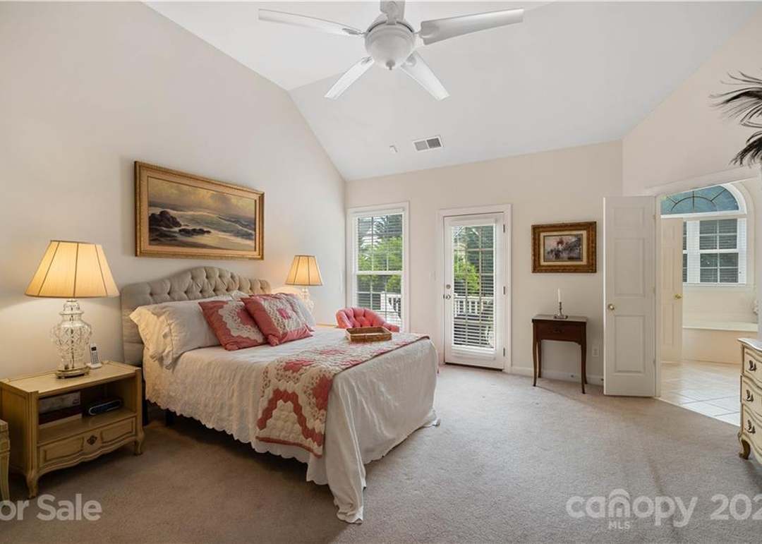 9727 Barnburgh Ln, Huntersville, NC 28078