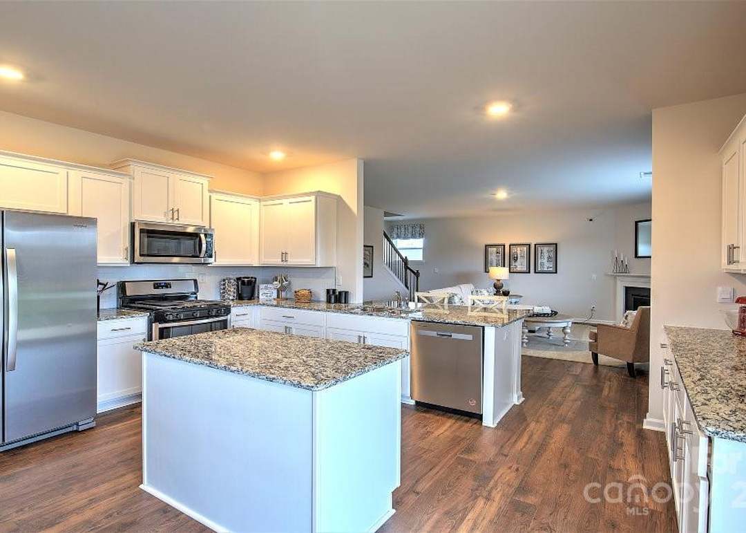163 Bovine Branch Rd, Fletcher, NC 28732