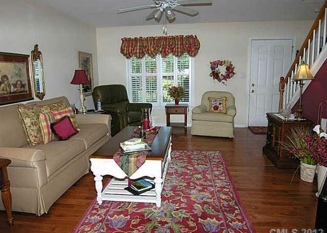 2115 Congress Ct, Kannapolis, NC 28083