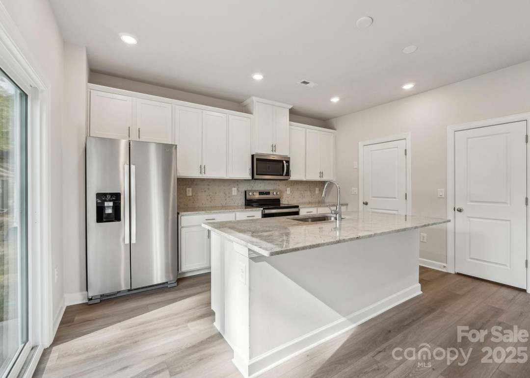 305 Alden Ct, Shelby, NC 28152