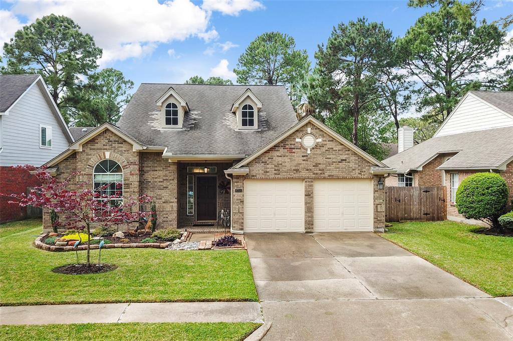 8354 Lake Crystal Dr, Houston, TX 77095