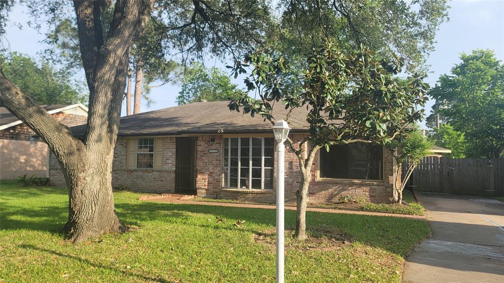 11711 Stroud Dr Houston TX 77072 Redfin 11711 Stroud Dr Houston TX 77072 Redfin