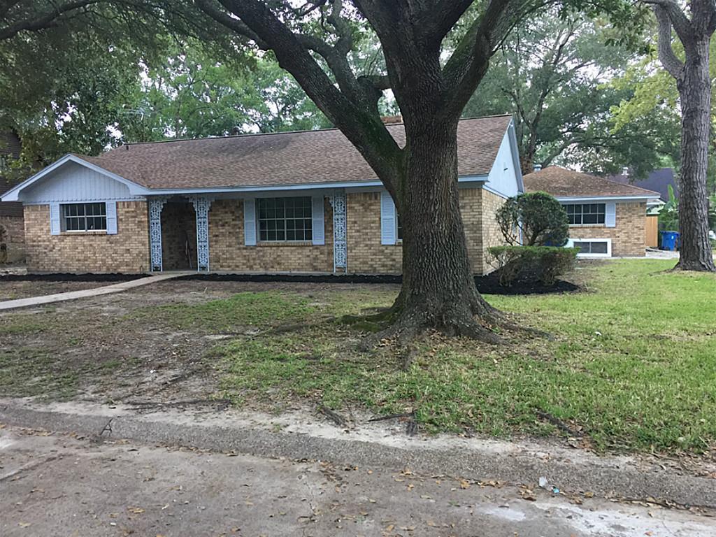 5100 E Bayou Dr, Dickinson, TX 77539 MLS 73353400 Redfin