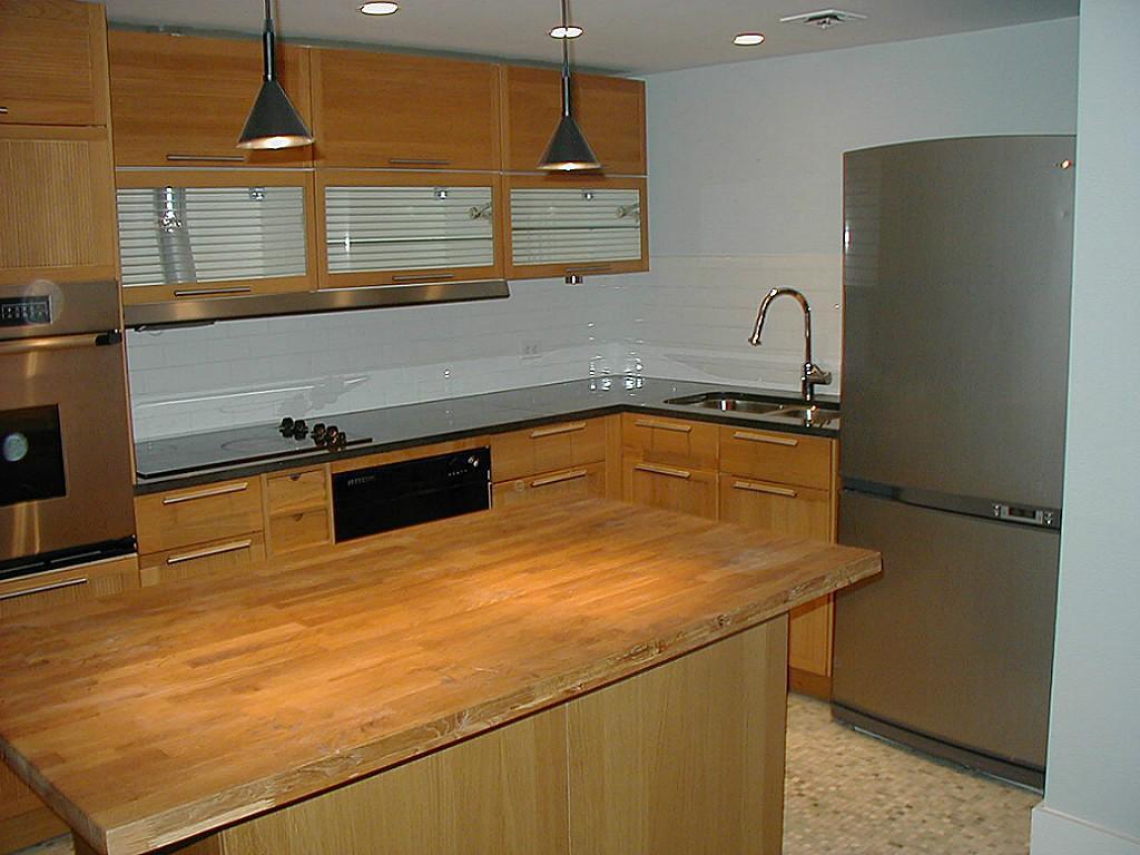 2016 Main St #2004, Houston, TX 77002