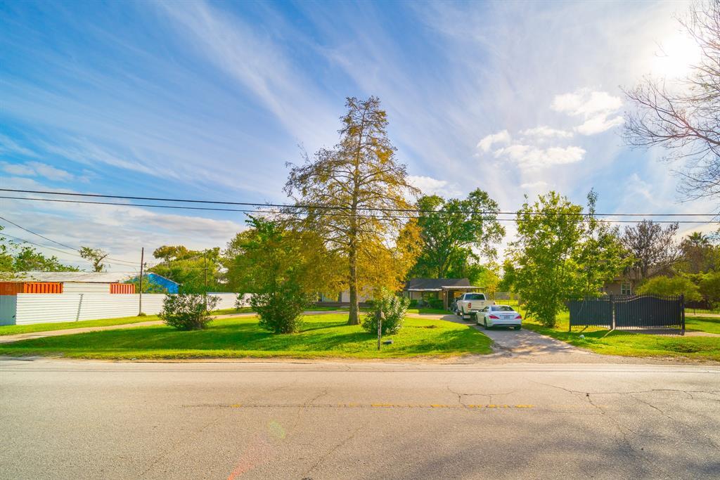 7610 Almeda Genoa Rd, Houston, TX 77075  MLS# 43250621  Redfin