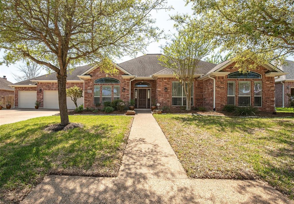 826 Pine Valley Dr, College Station, TX 77845 | MLS ...