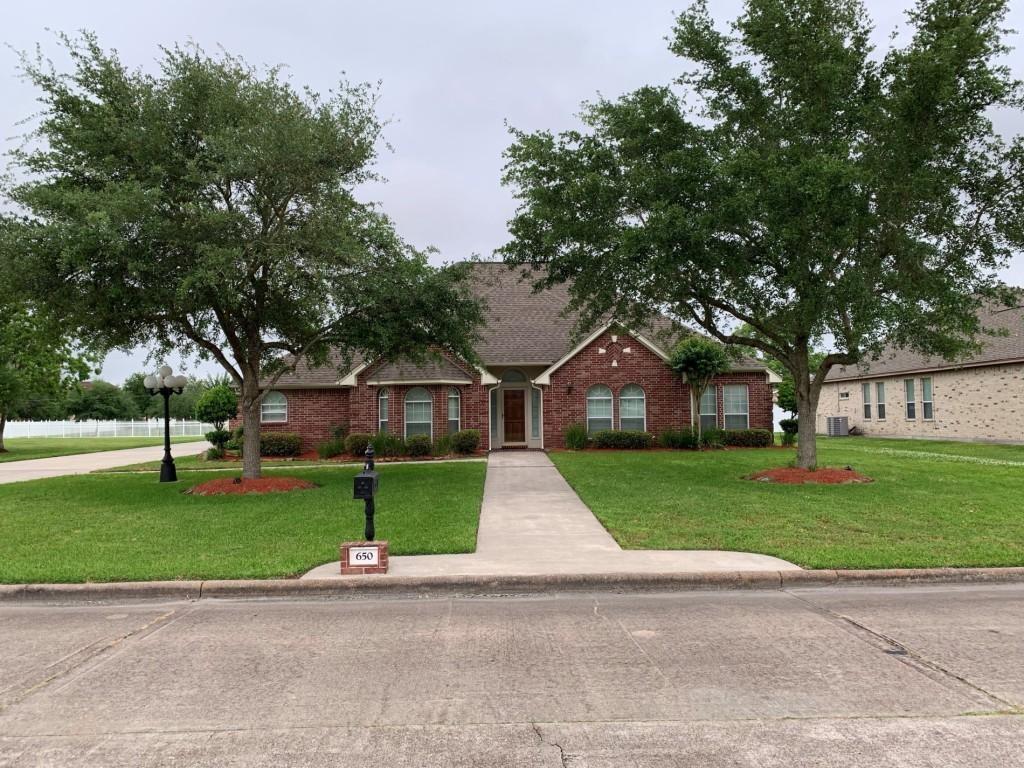 650 Westwood Cir, La Marque, TX 77568 | MLS# 73369684 | Redfin