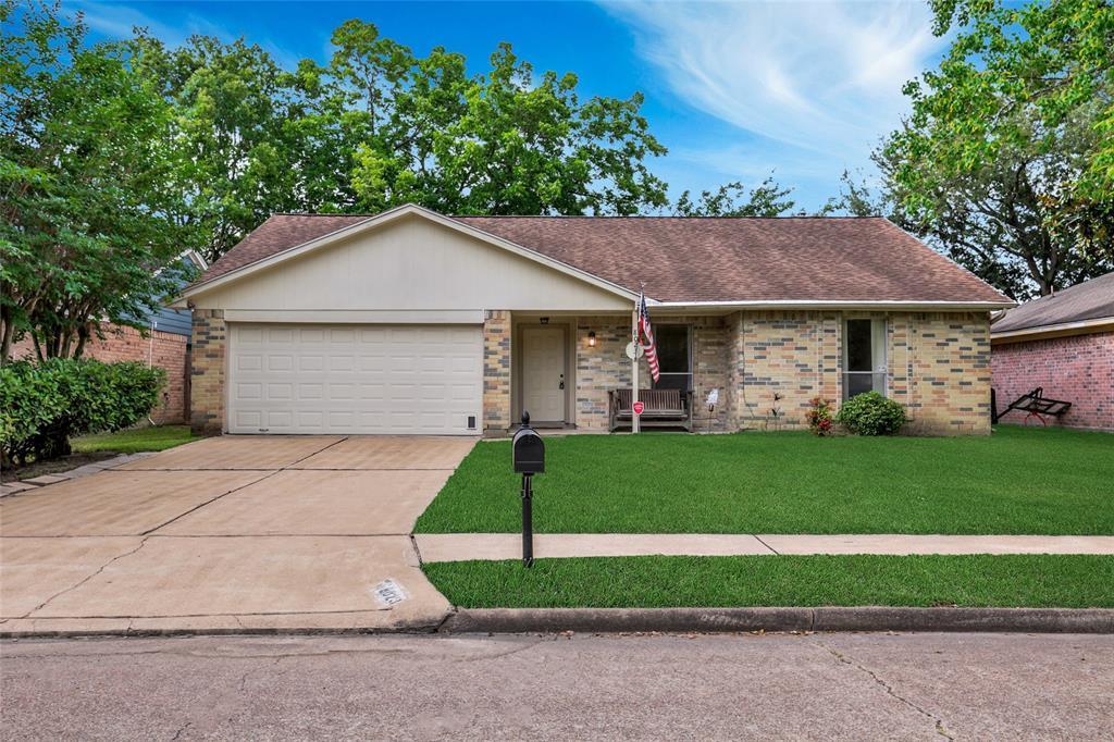8023 Split Oak Dr, Houston, TX 77040 | MLS# 83091690 | Redfin