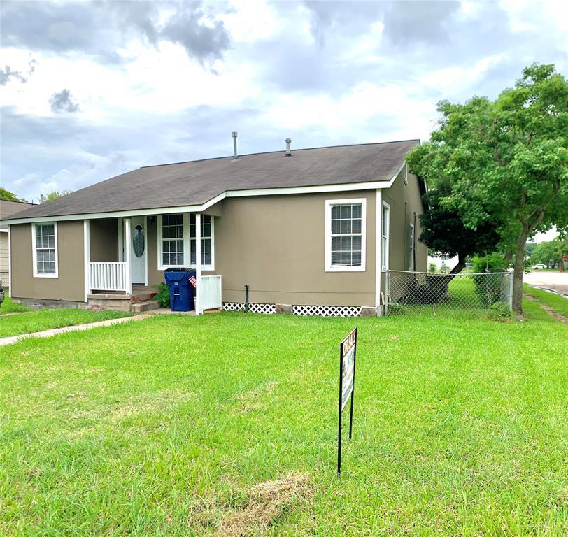 902 w 4th st freeport tx 77541