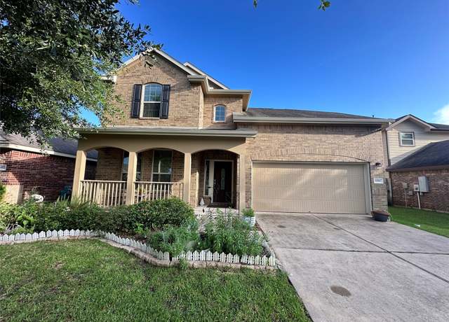 Property at 6818 Pear Point Ln, Richmond, TX 77469, 4 beds, 3 baths