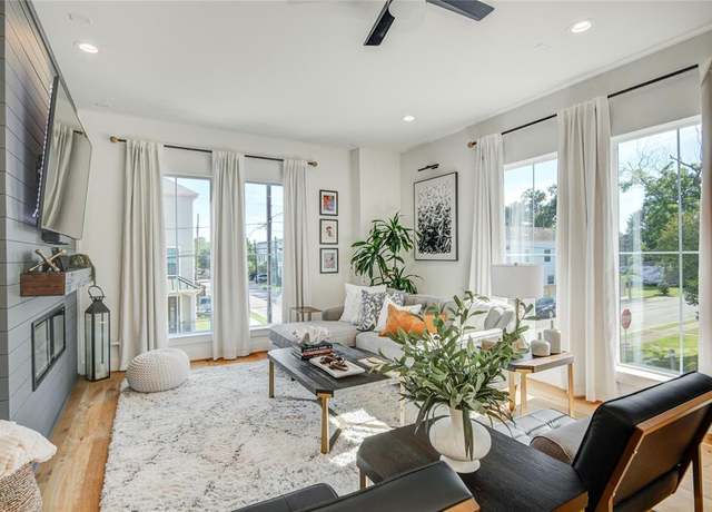 Property at 818 Fisher St, Houston, TX 77018, 4 beds, 3.5 baths