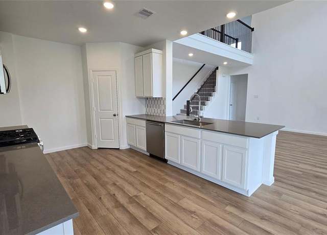 Property at 3057 Harrier Dr, Katy, TX 77493, 4 beds, 3.5 baths