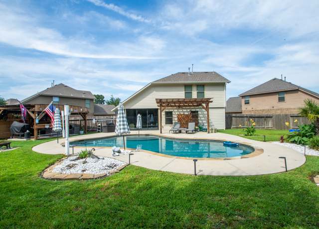 Property at 19126 Warlander Ct, Porter, TX 77365, 4 beds, 2.5 baths