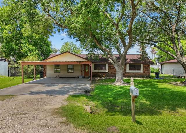 Property at 3628 Avenue E 1/2, Santa Fe, TX 77510, 3 beds, 2 baths