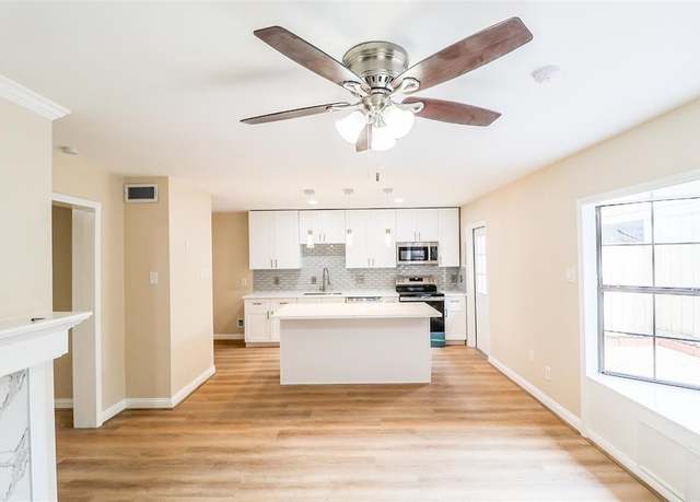 Property at 6467 Olympia Dr #61, Houston, TX 77057, 3 beds, 2.5 baths