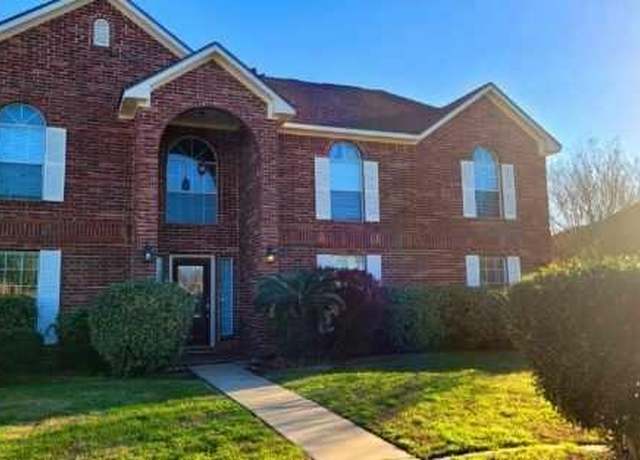 Property at 2111 Paintbrush Ave, League City, TX 77573, 4 beds, 3.5 baths