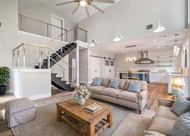 Property at 50 Hunters Creek Dr, Huntsville, TX 77340, 2 beds, 2 baths