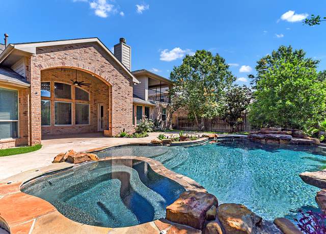 Property at 10126 Springfield Ridge Dr, Katy, TX 77494, 5 beds, 3.5 baths