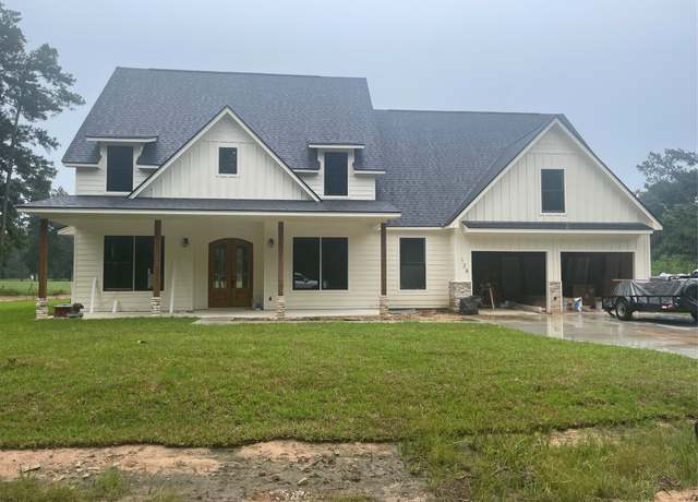 Property at 124 Hickory, Village Mills, TX 77663, 4 beds, 3.5 baths