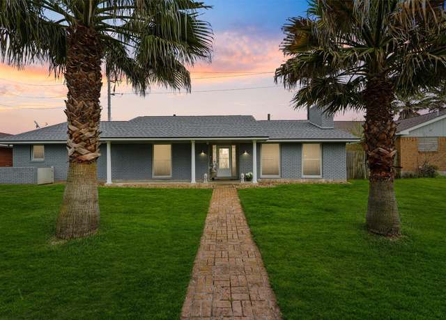 Property at 9 South Shore Dr, Galveston, TX 77551, 4 beds, 2 baths