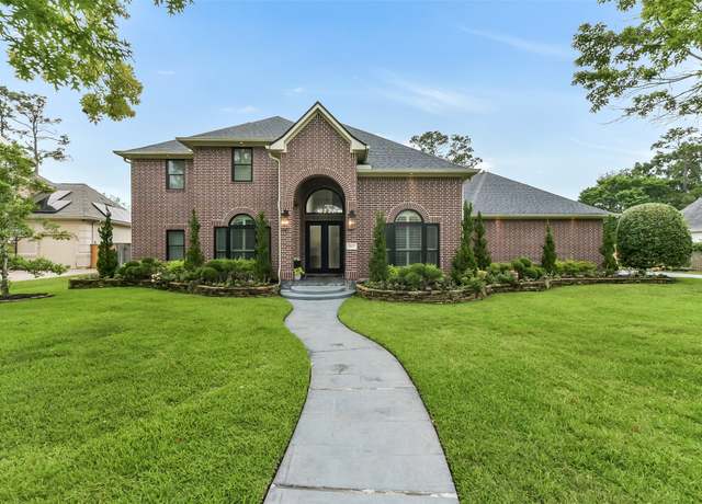 Property at 802 Shady Bend Ln, Friendswood, TX 77546, 4 beds, 5 baths