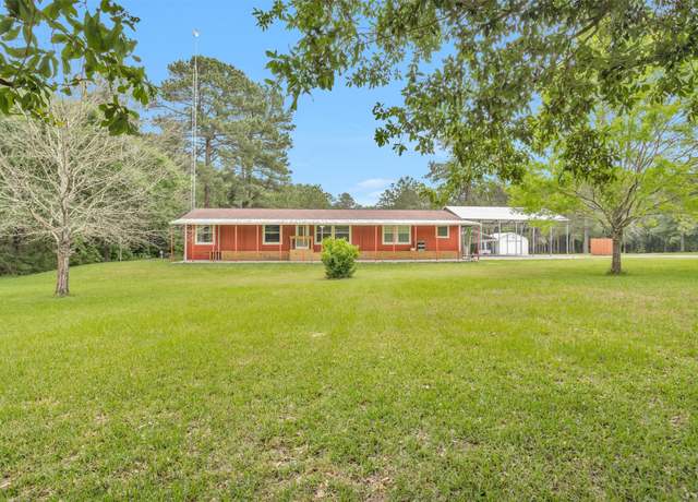 Property at 57 Family Ln, New Waverly, TX 77358, 5 beds, 3 baths
